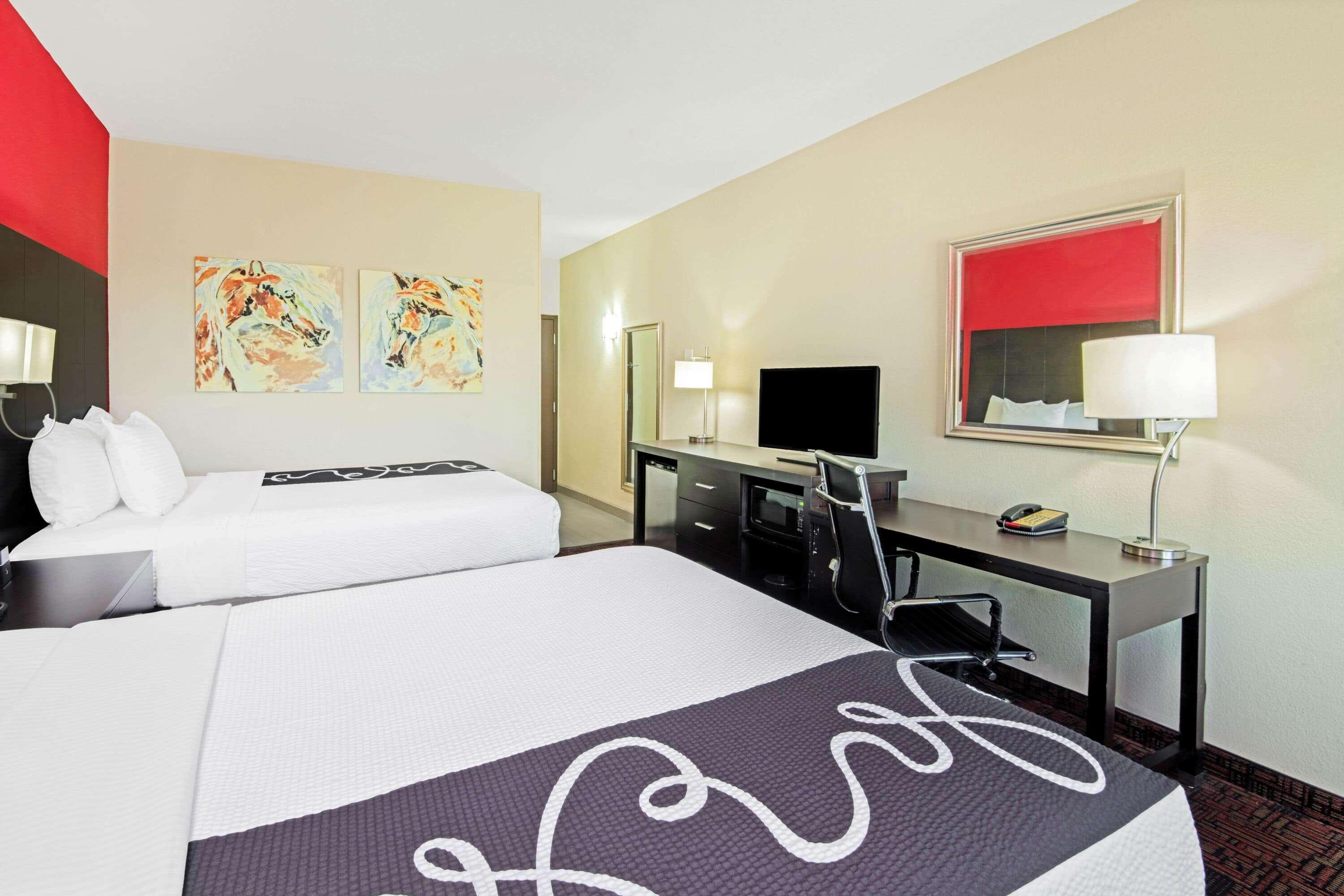 La Quinta By Wyndham אלק סיטי מראה חיצוני תמונה